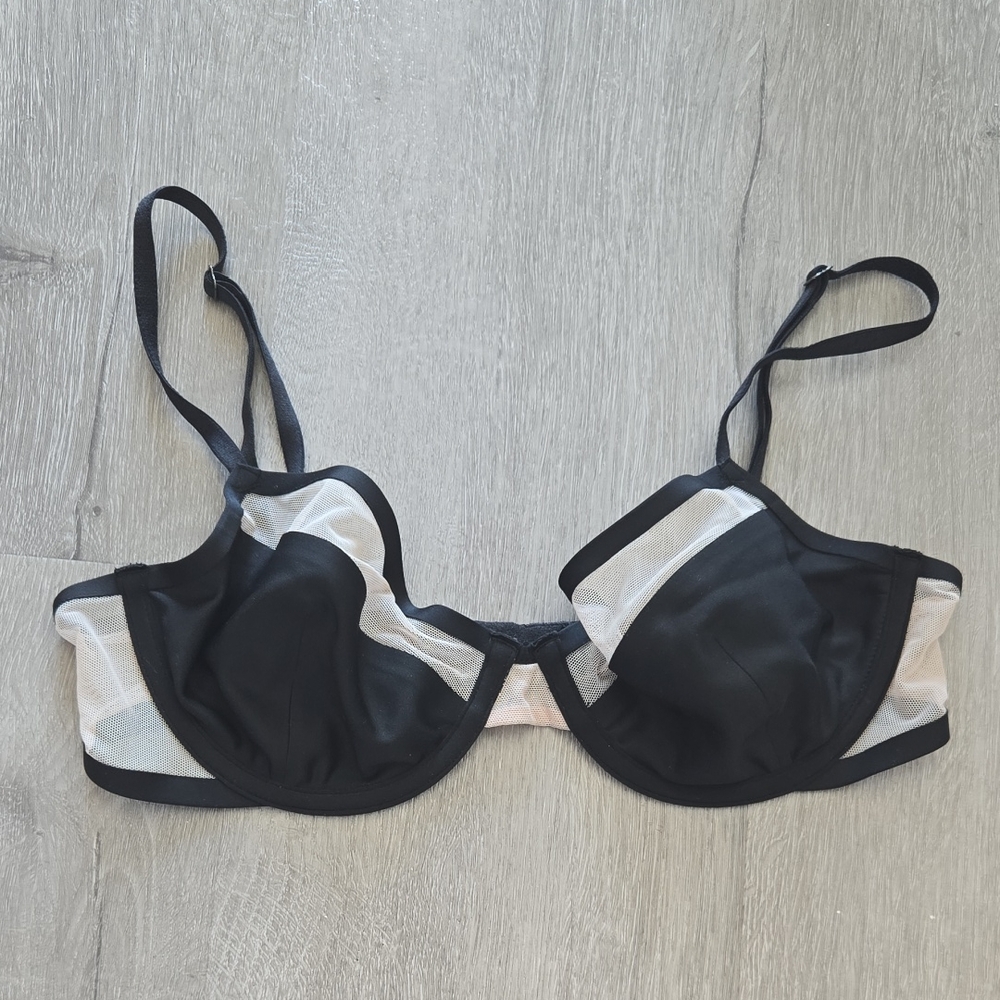 Victoria's Secret Black and Cream Bra